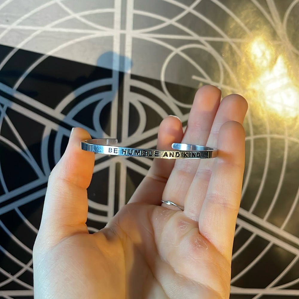 Be humble and kind bracelet